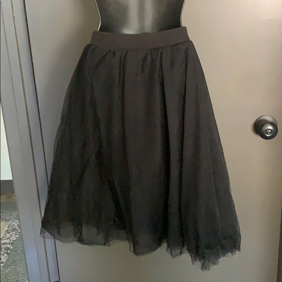 CHAROLETTE RUSSE size XS black too-too skirt. - Picture 6 of 7